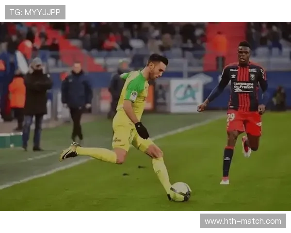 九人马赛主场0-2不敌南特，费尔梅伦、纳迪尔染红离场