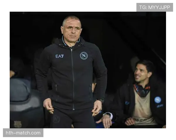 官方:那不勒斯主帅卡尔佐纳赛季结束后离任,俱乐部开始选帅 官方:那不勒斯主帅卡尔佐纳赛季结束后离任,俱乐部开始选帅